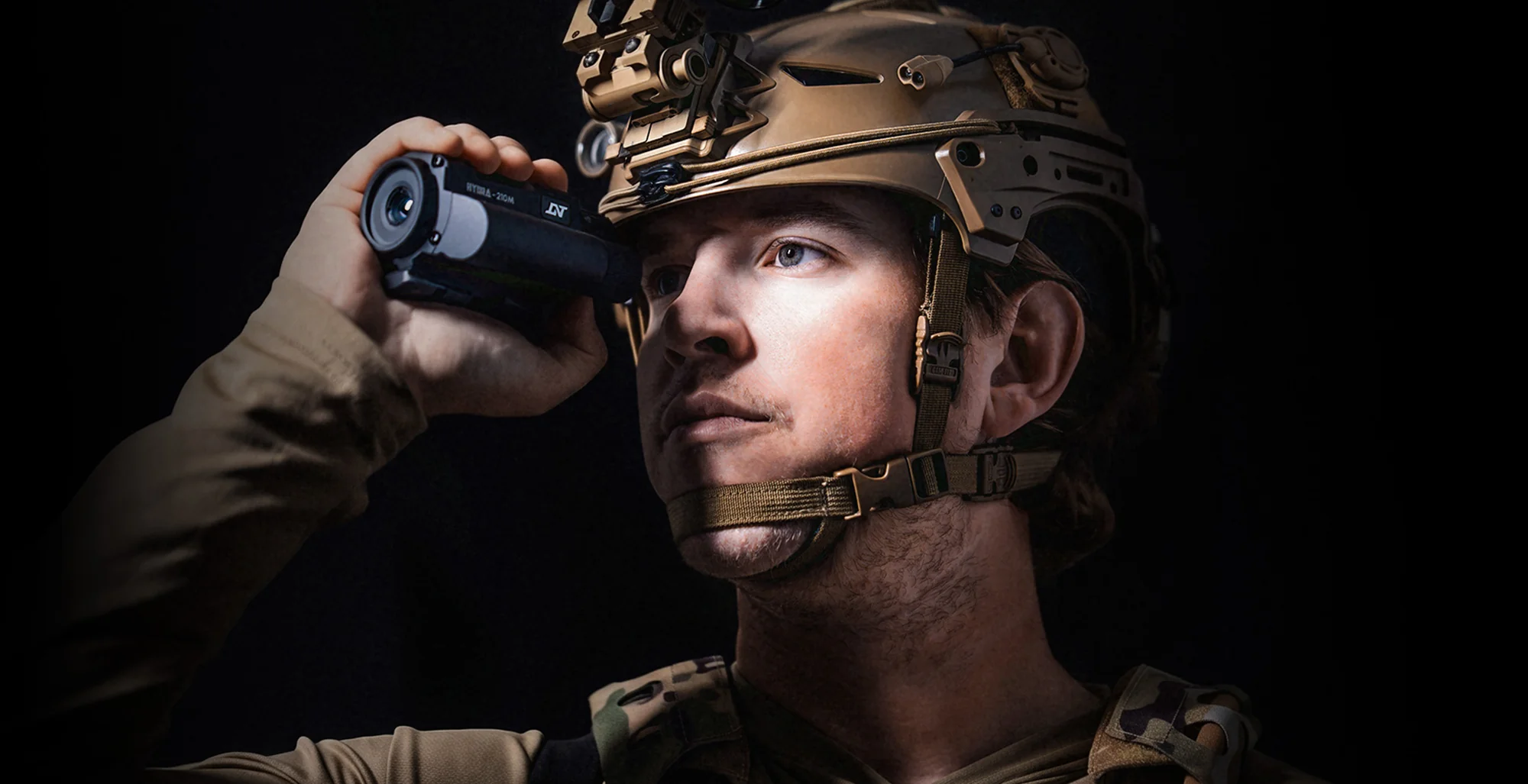 DNT HYDRA-Mini HS210M used as a handheld thermal monocular